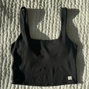 Vuori Black Fitted Crop Tank Top
